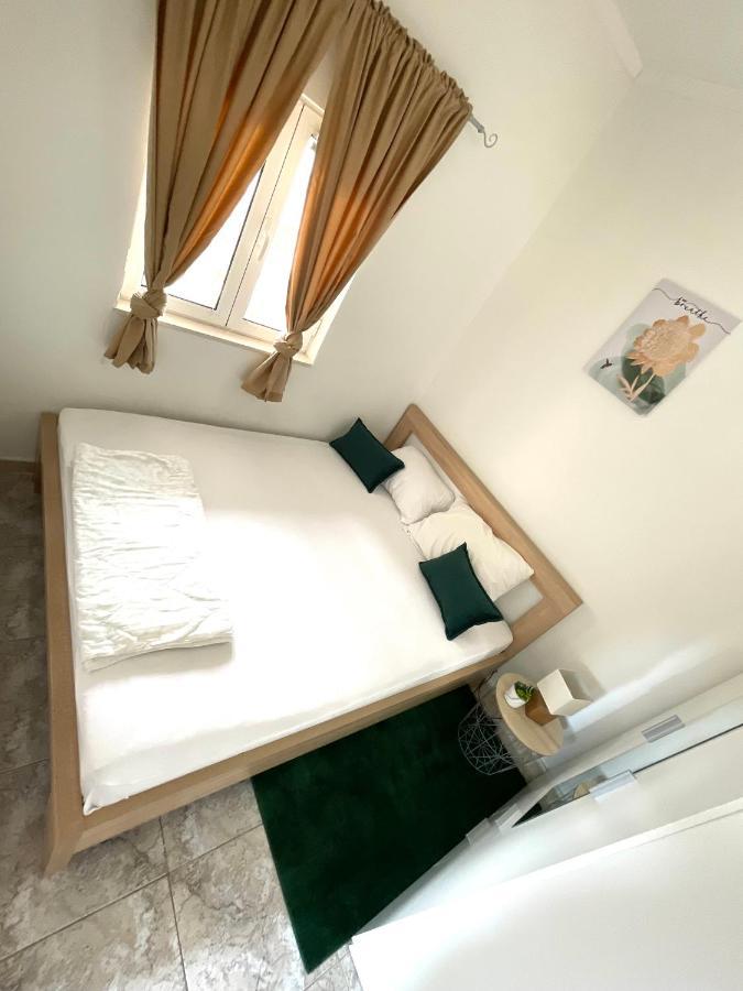 Apartment Vladan Kotor Luaran gambar