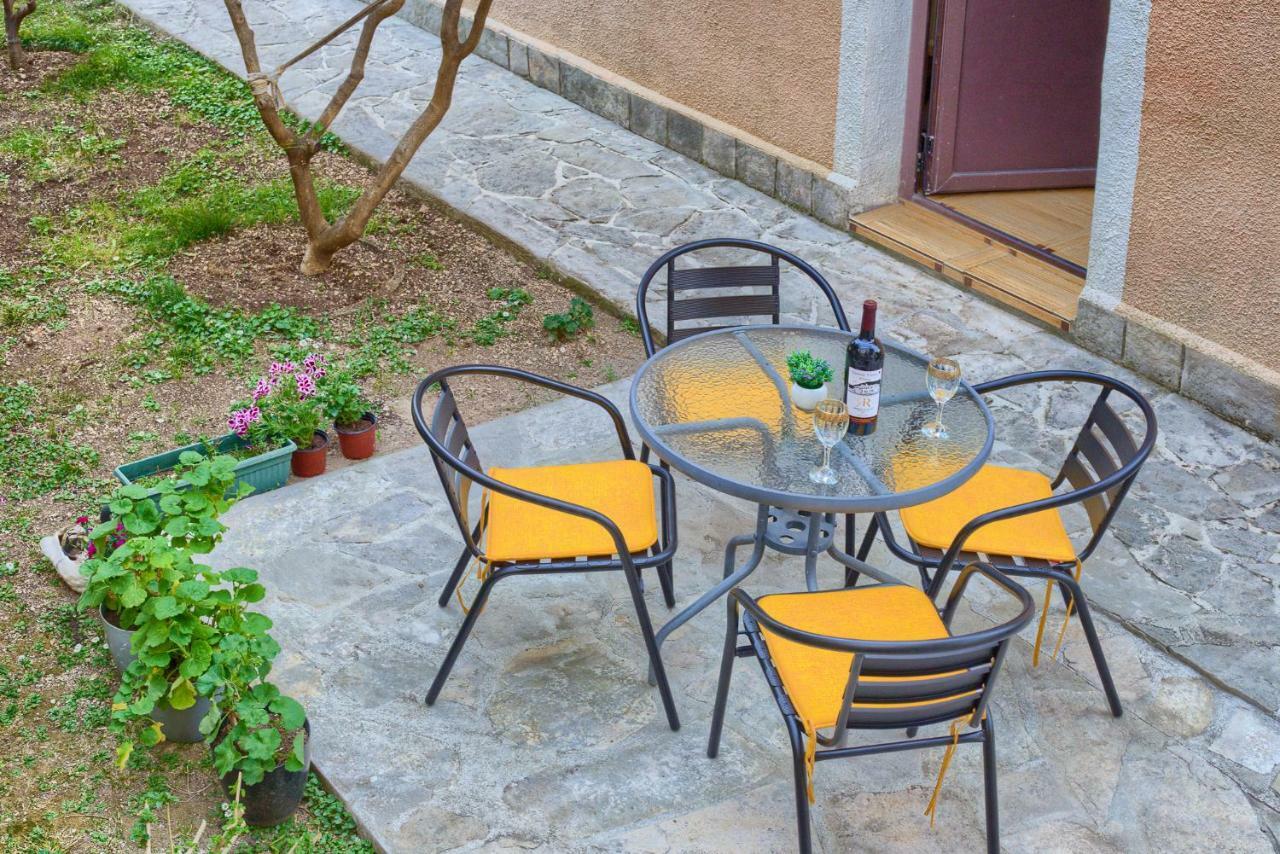 Apartment Vladan Kotor Luaran gambar