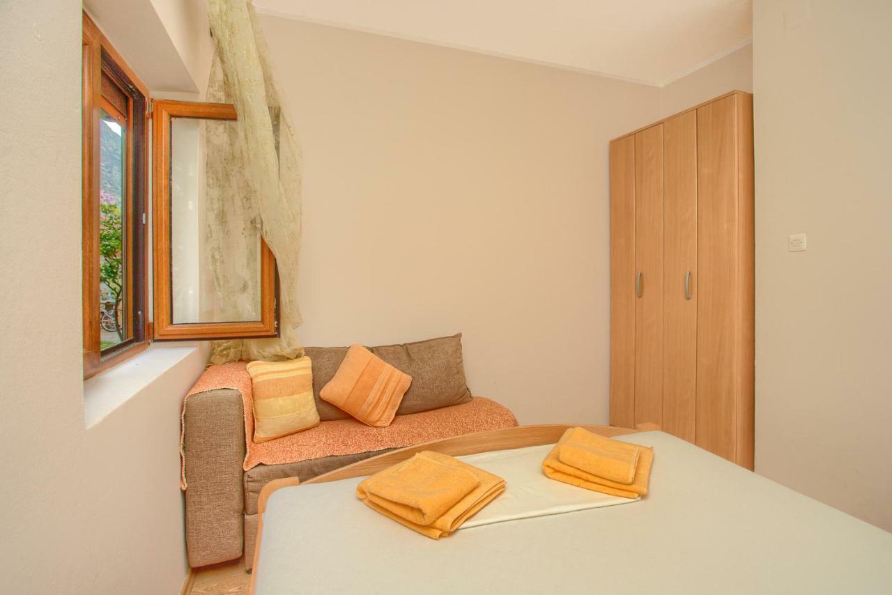 Apartment Vladan Kotor Luaran gambar